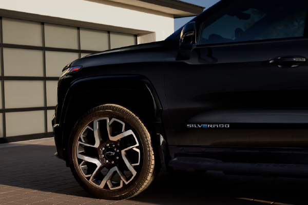Silverado-EV-Landing-Page-Image