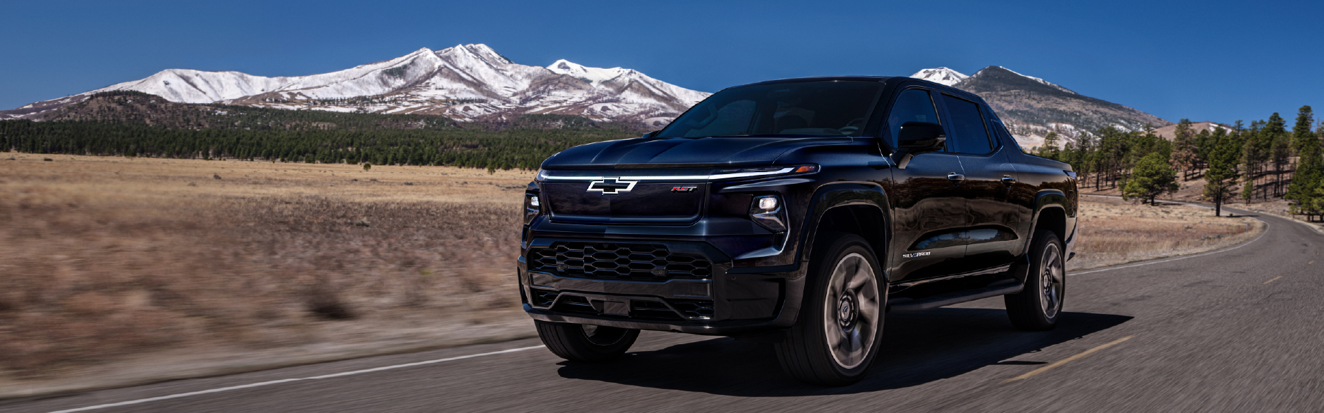 Silverado-EV-Landing-Page-Image-2-EN